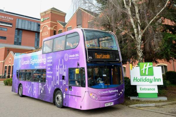 The Return of the Lincoln Tour Bus: exploring the city from above