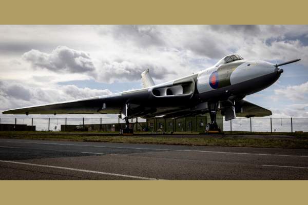 Vulcan returns to sentry duty at RAF Waddington