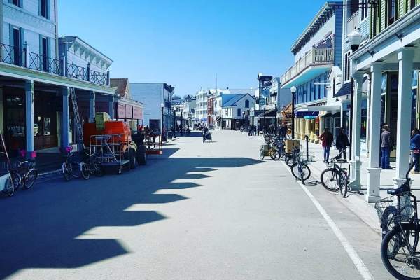 Get an early look at Mackinac Island during Sneak Peek Week