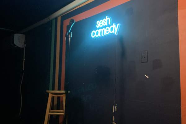 5 Lesser Known Comedy Clubs in NYC to Check Out