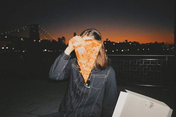 What It Really Costs to Live in NYC at 28: A Real Weekly Spending Breakdown