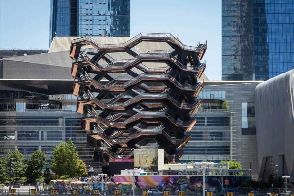 Spend a Perfect Spring Day in NYC: Hudson Yards, Chelsea Market & West Village