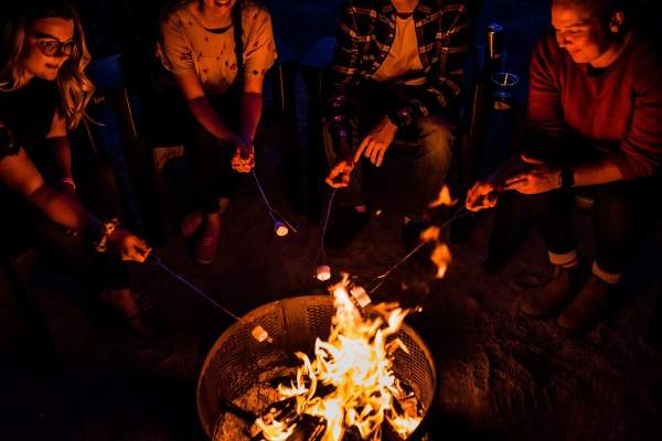 Cooking around campfire