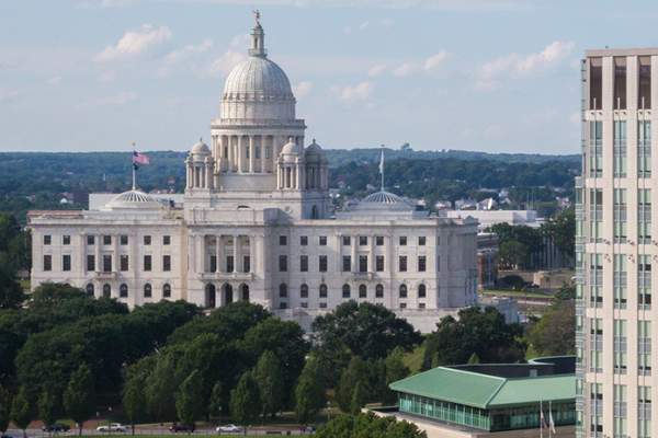 Set-Jetting in The Creative Capital: An "Ella McCay" Weekend