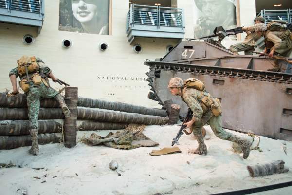 Statues of men in a battle scene at the National Museum of the Marine Corps