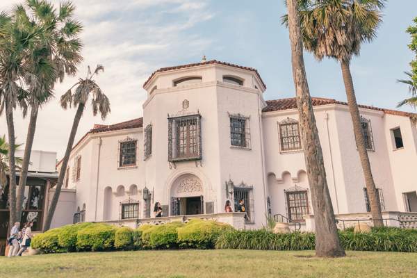McNay Art Museum Highlights the Enduring Influence of William Shakespeare