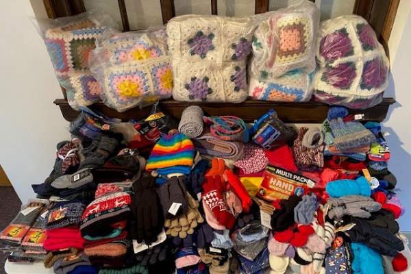 Saratoga Springs Heritage Area Visitor Center to Kick off Annual Mitten Tree Program