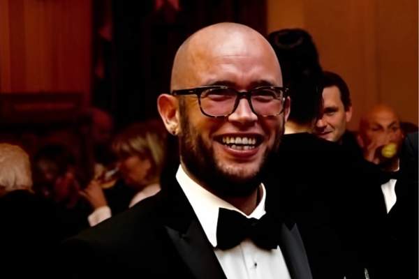 Scott Fisher profile