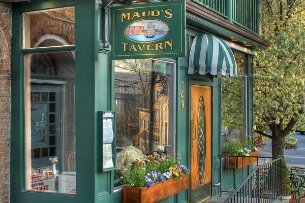 Westchester’s Restaurants & Bars: Iconic Backdrops for Your Next Film Production