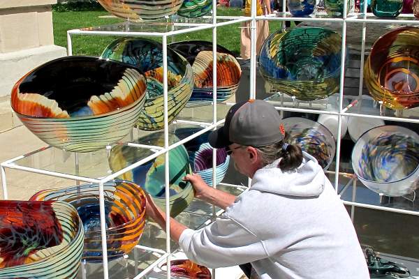 Round the Fountain Art Fair