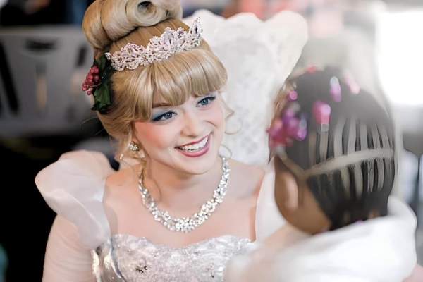 Can't Miss Holiday and NYE Events at Amway Grand Plaza + JW Marriott