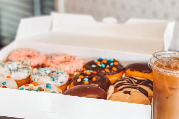 Where to Savor Holiday Sweets in Williamsburg