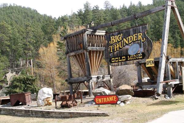 Big Thunder Gold Mine