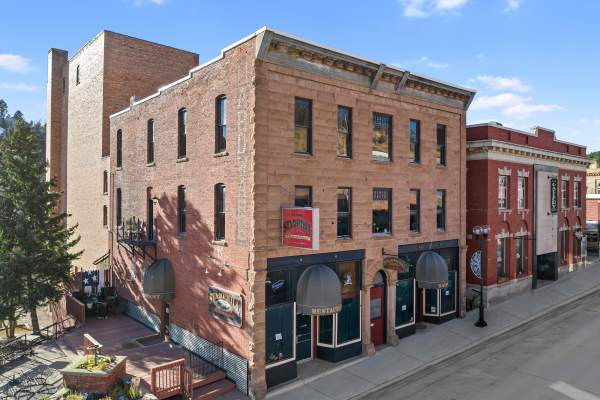 Stampmill Inn, Restaurant & Saloon