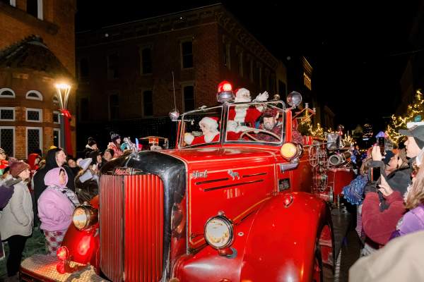 Cumberland's Annual Tree Lighting Celebration