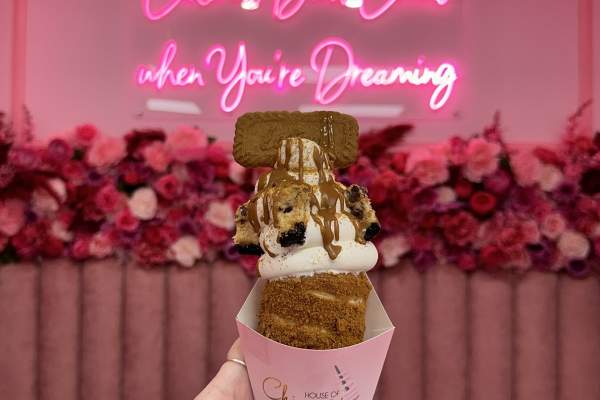 House of Chimney Cakes