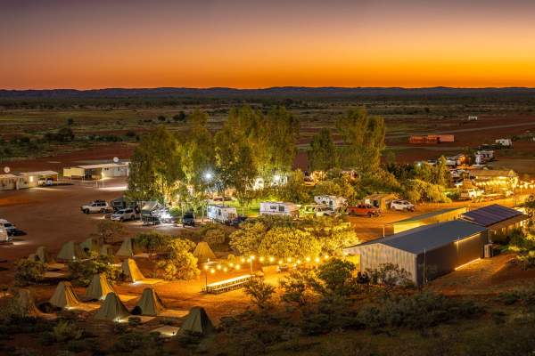 Cheela Plains Station Stay