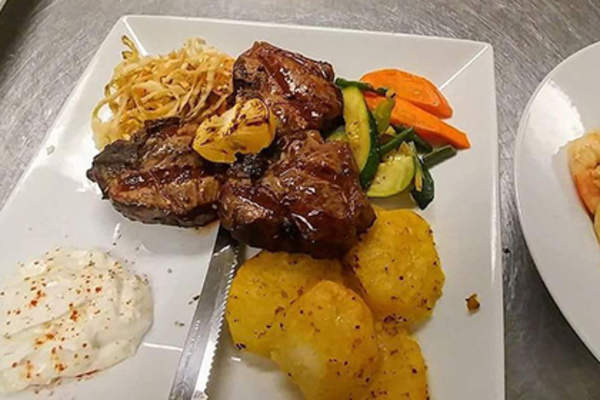 Anna's Greek Restaurant