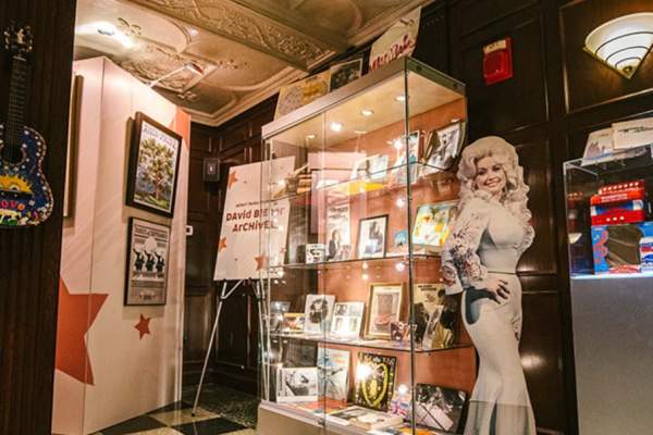 Tour the Folk Americana Roots Hall of Fame