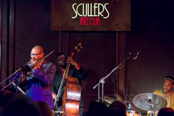 Scullers Jazz Club - DoubleTree Suites by Hilton Boston, Cambridge