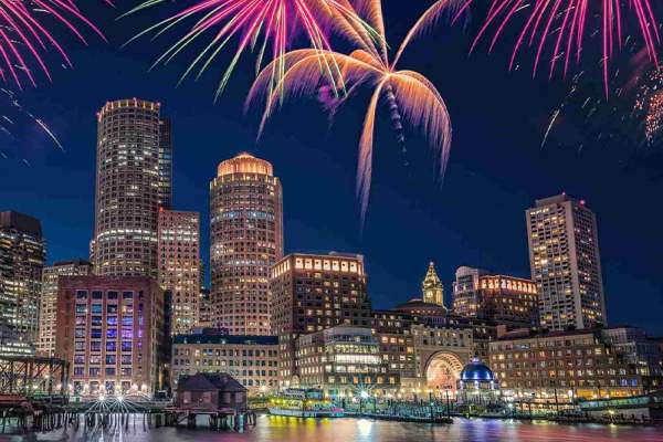 Fireworks and July 4th Cruises