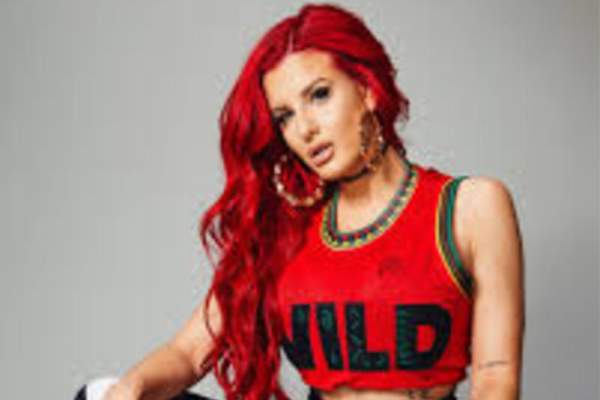 Justina Valentine & Friends