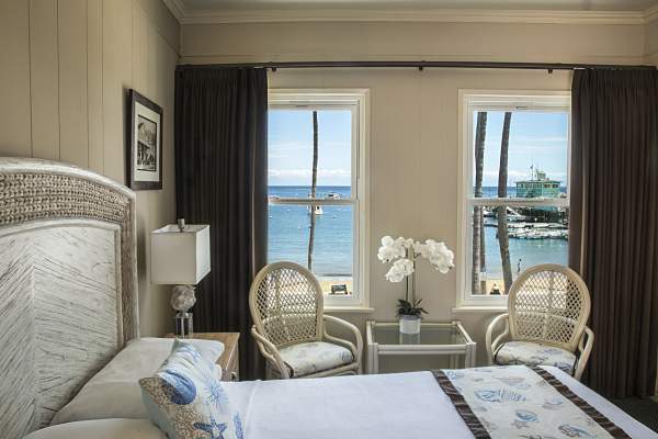 Beachfront Relaxation Packages - Hotel Mac Rae