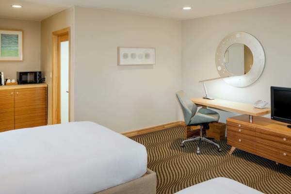Catalina Canyon Inn - Best of Winter Boat & Hotel Package