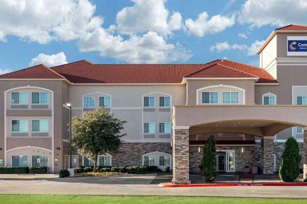 Comfort Inn & Suites
