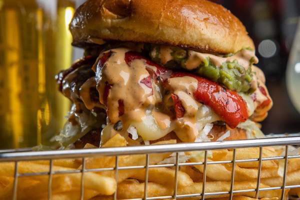 Brews Taphouse - A Burger Joint