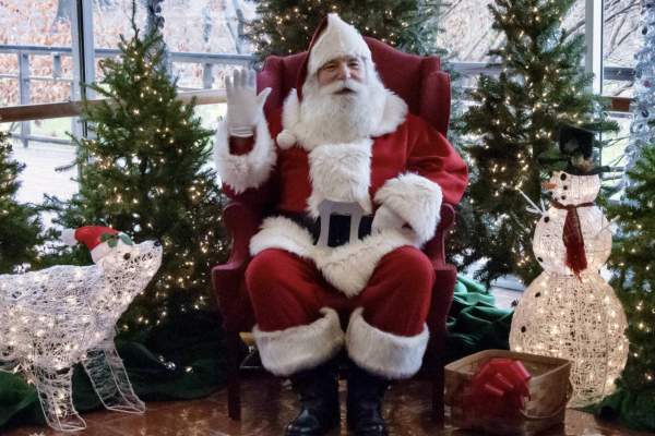 Brunch with Santa at Winterthur