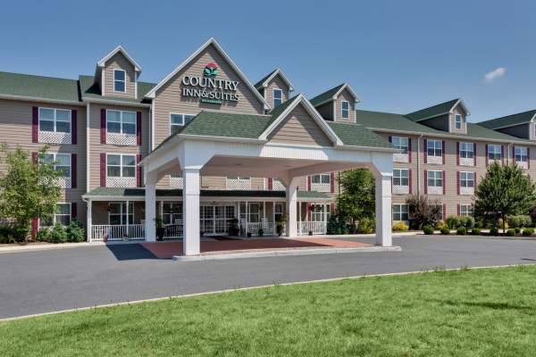 Country Inn & Suites Carlisle