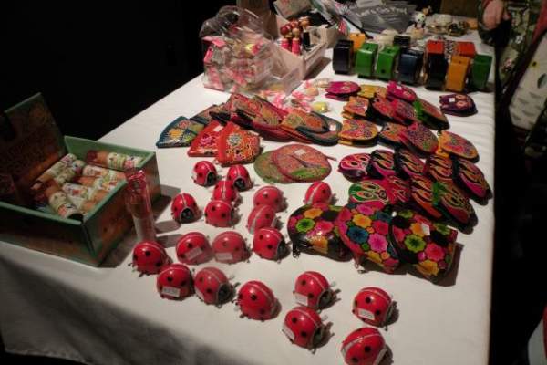 Kids' Only Holiday Shop