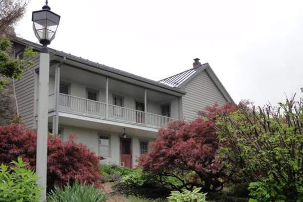 Red Tomato Farm & Inn