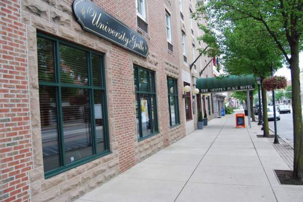 University Hotel & Suites Shippensburg, Trademark by Wyndham