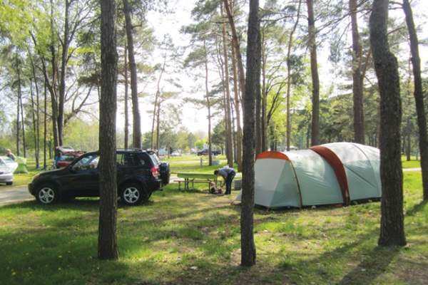 Holland State Park Campgrounds