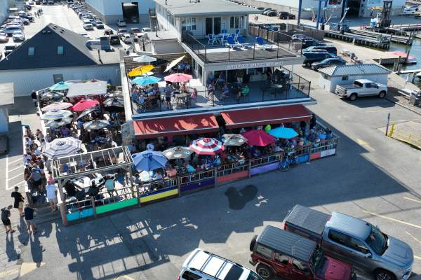 Lolo's Bar & Grill