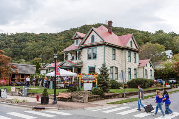 Friends Night Out in Sylva