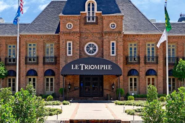 Le Triomphe Golf & Country Club