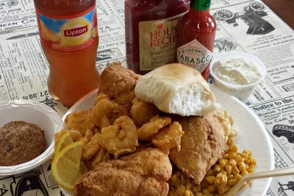 BJ's Poorboy and Plate Lunches