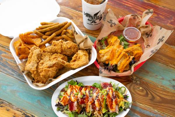 Mandez's Seafood Bar & Grill