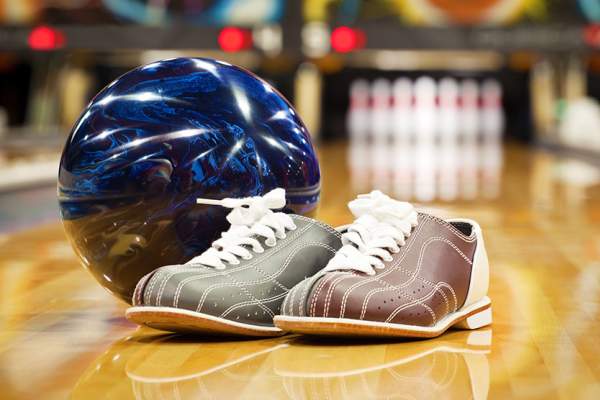 814 Lanes & Games