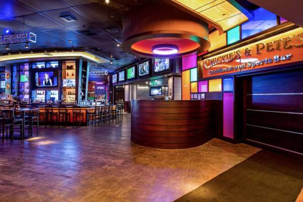 Chickie’s & Pete’s Crab House and Sports Bar