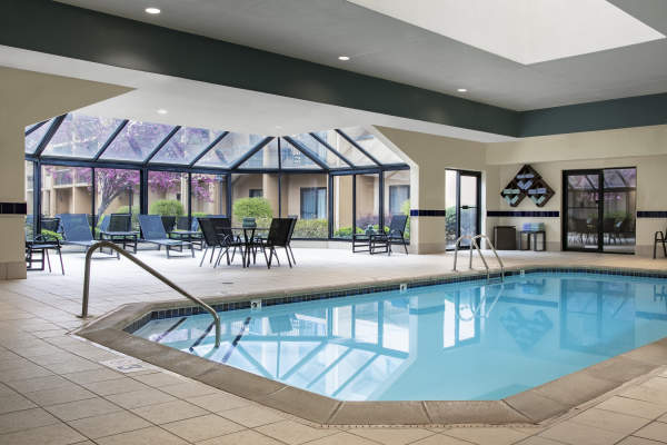 Courtyard by Marriott Overland Park/Metcalf