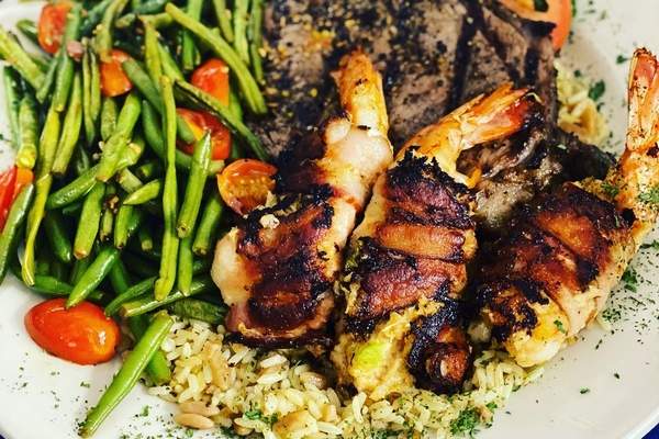 Castaways Seafood and Grill