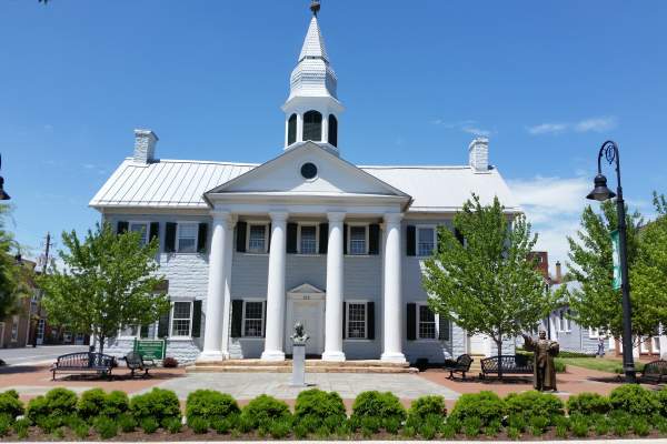 Shenandoah County Historic Courthouse & Visitor Center