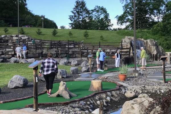 Four Seasons Golf & Ski Center
