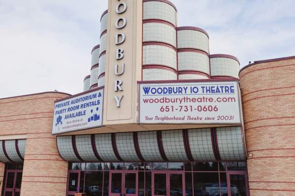 Woodbury 10 Theatre