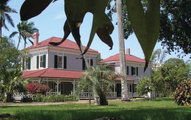 Edison Summer Home Florida Christmas 2022 Get Inventive With A Trip To Edison & Ford Winter Estates And Museum In  Fort Myers | Visit Florida