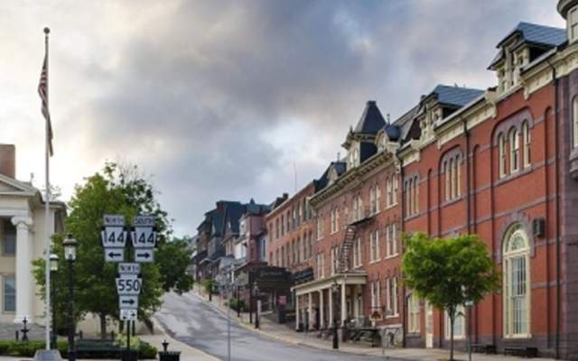 LiGo.LiveGorgeous - Bellefonte, Pennsylvania